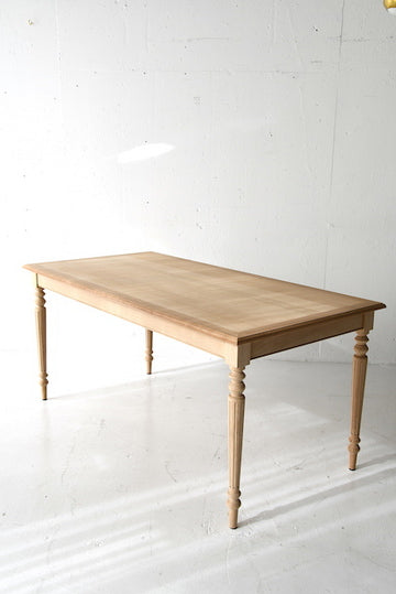 Oak Table